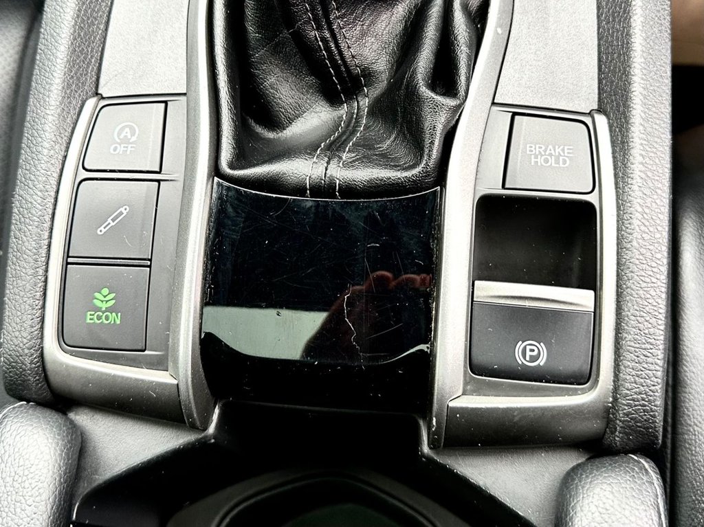 Used Honda Civic 2017 for sale - 78095870: Photo 42