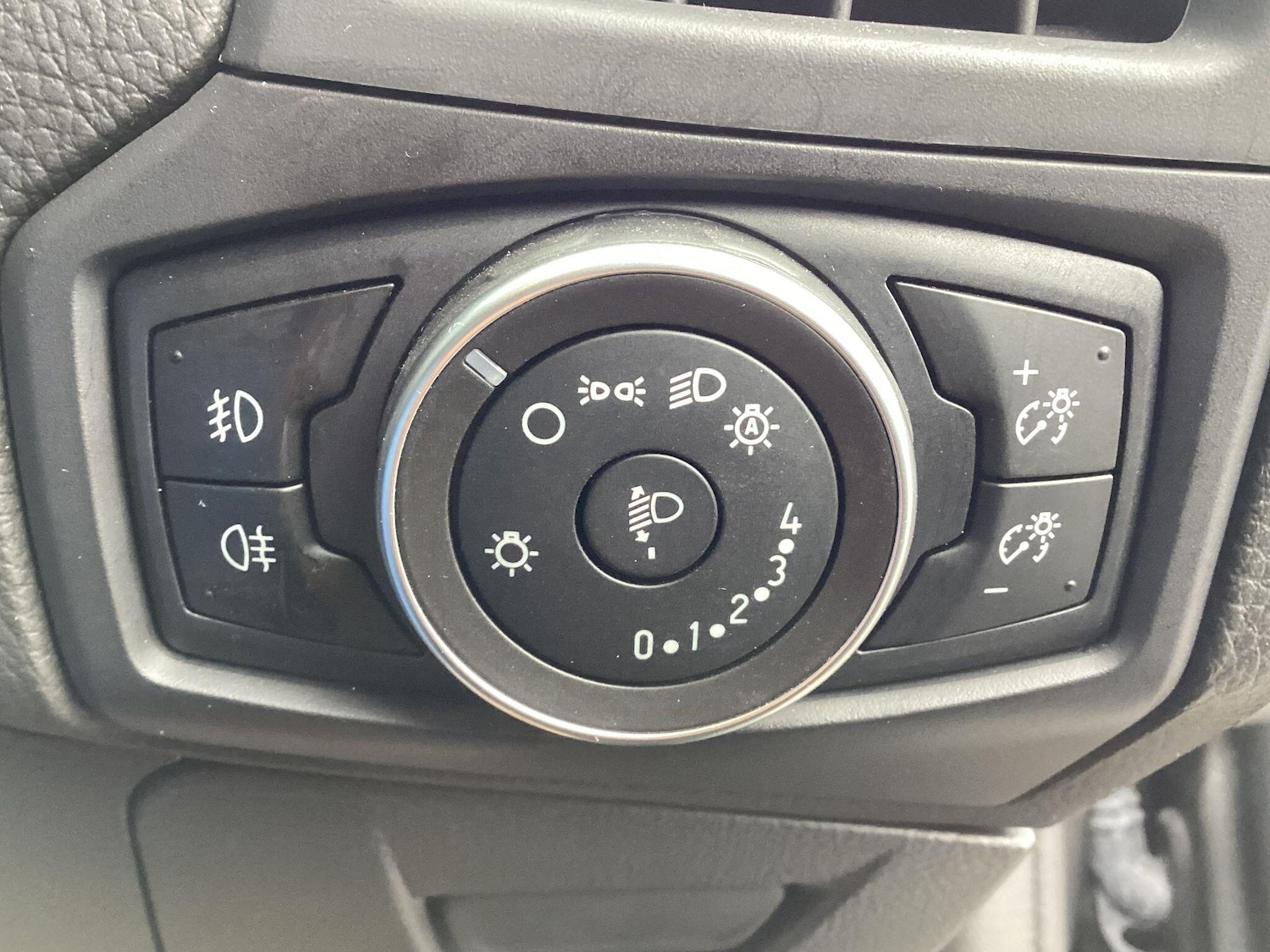 Used Ford Focus 2017 for sale - 76441354: Photo 16