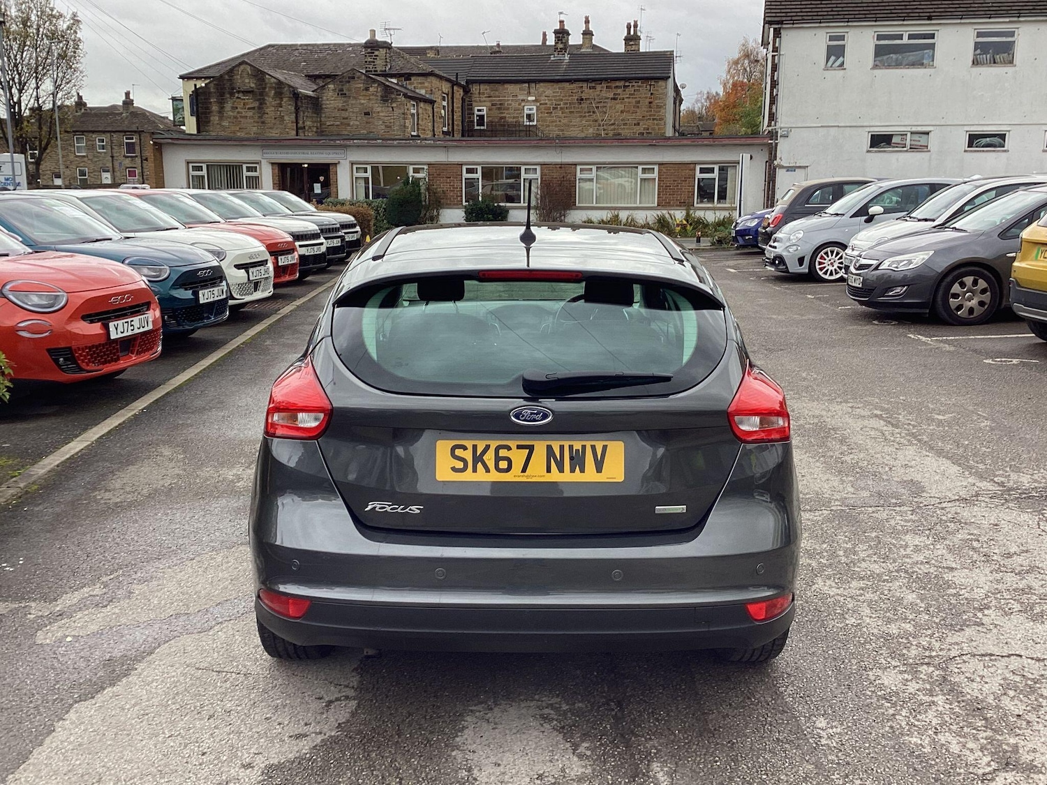 Used Ford Focus 2017 for sale - 76441354: Photo 3