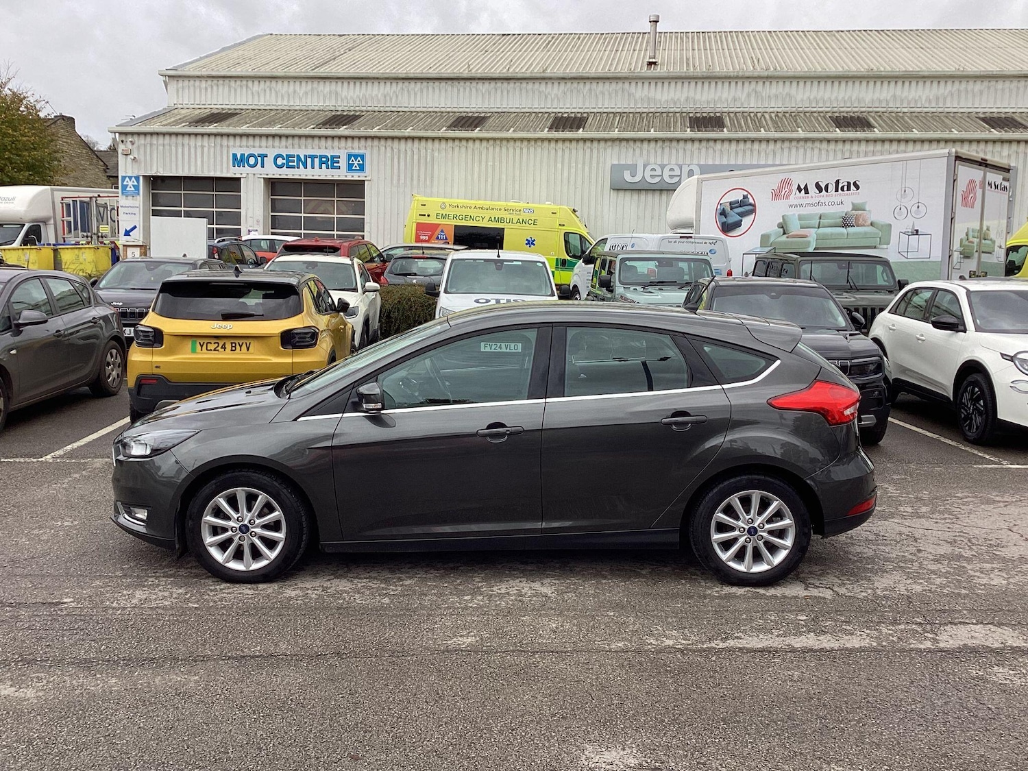 Used Ford Focus 2017 for sale - 76441354: Photo 8