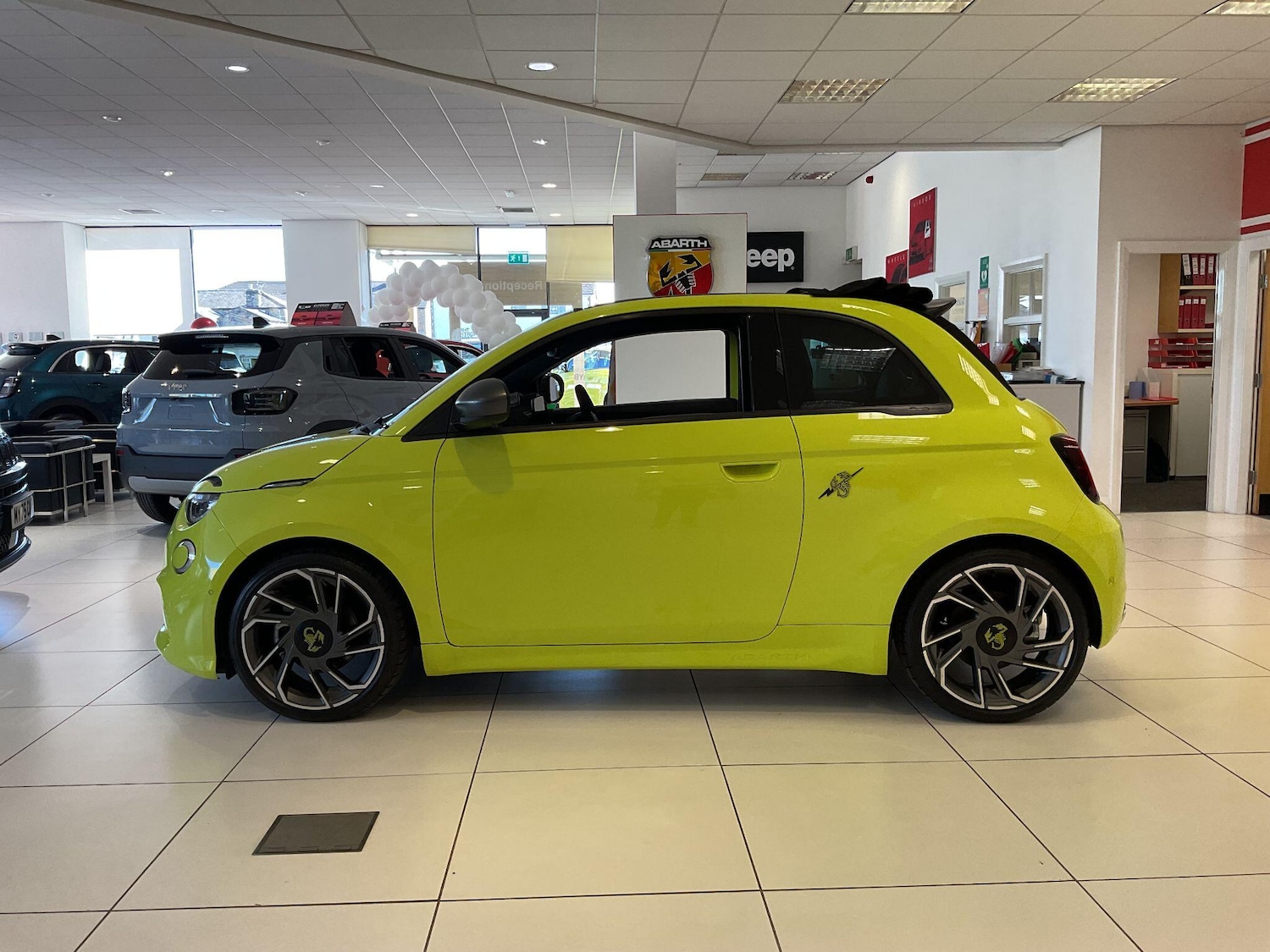 Used Abarth 500C for sale - 77242589: Photo 6