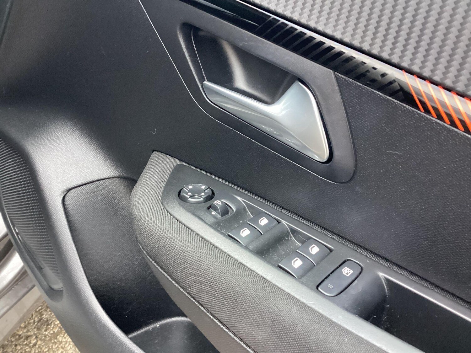 Used Peugeot 208 for sale - 77351451: Photo 15