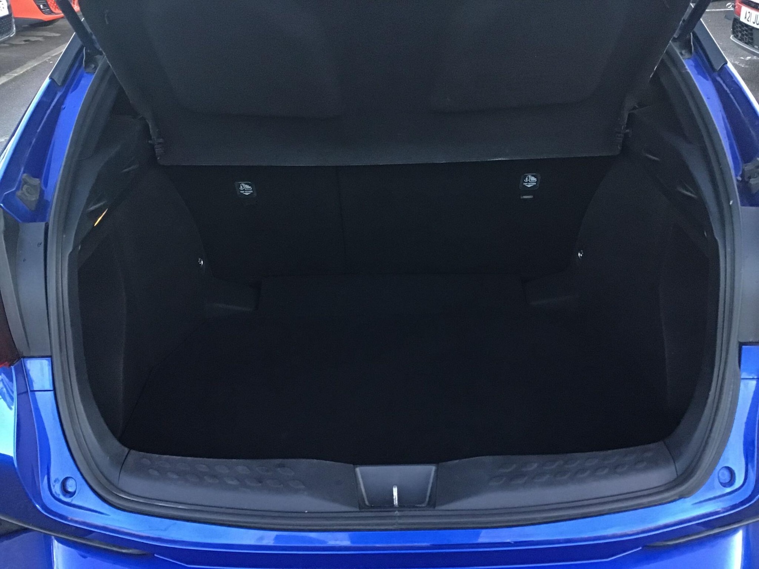 Used Toyota C-HR 2020 for sale - 77028952: Photo 10