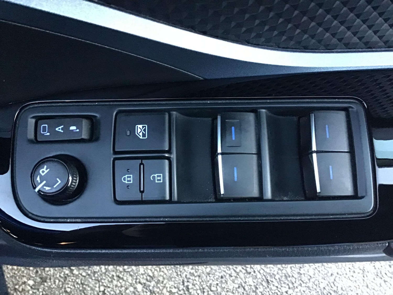 Used Toyota C-HR 2020 for sale - 77028952: Photo 14