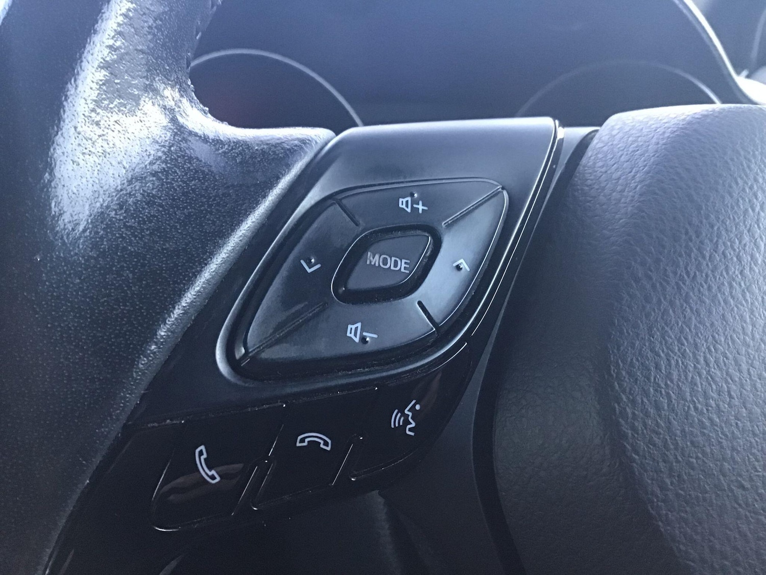 Used Toyota C-HR 2020 for sale - 77028952: Photo 23