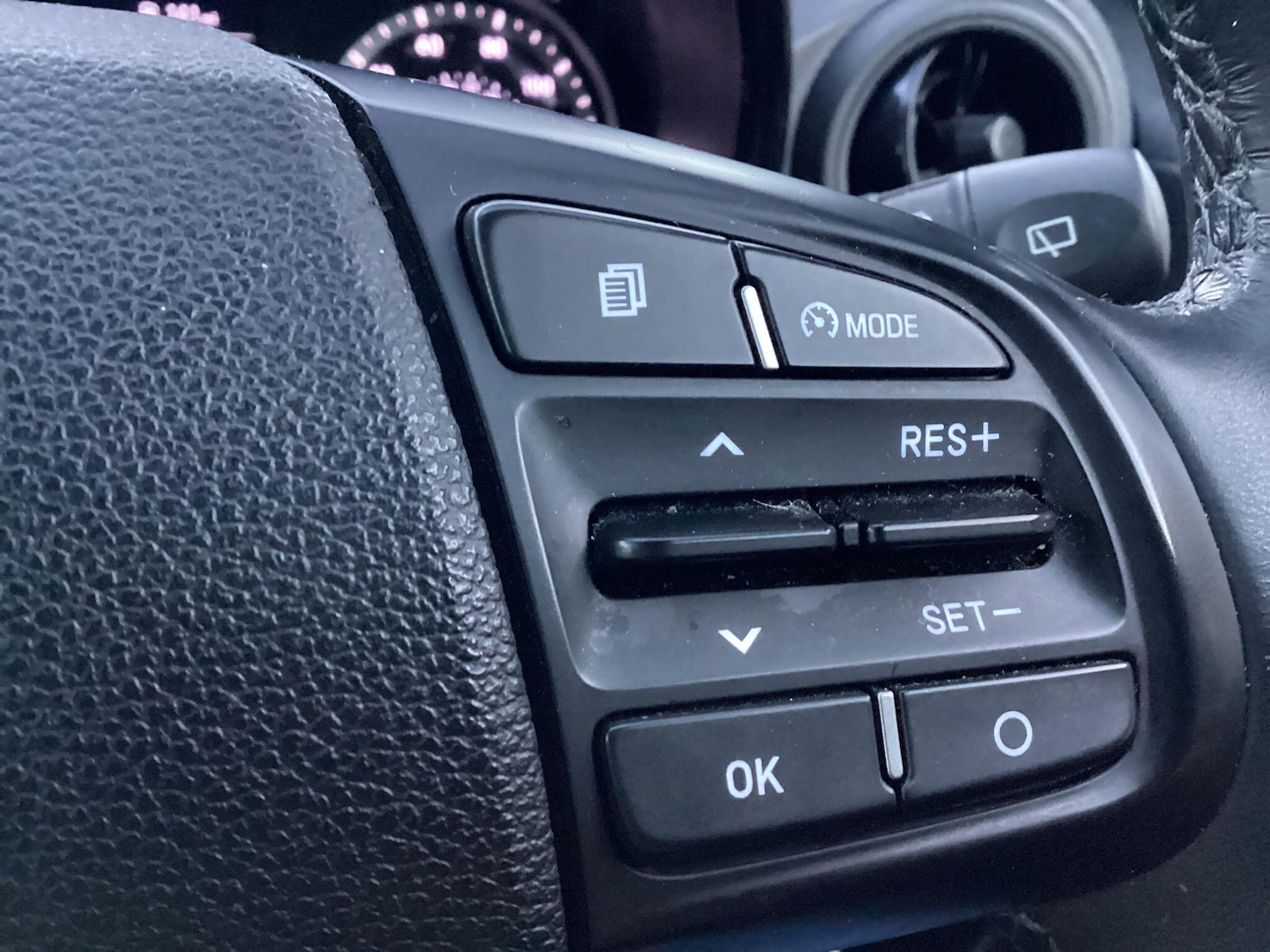 Used Hyundai i10 2023 for sale - 77166707: Photo 24