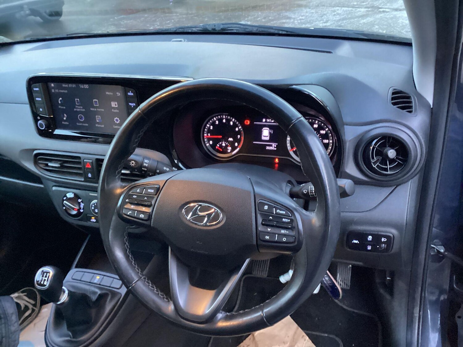 Used Hyundai i10 2023 for sale - 77166707: Photo 25