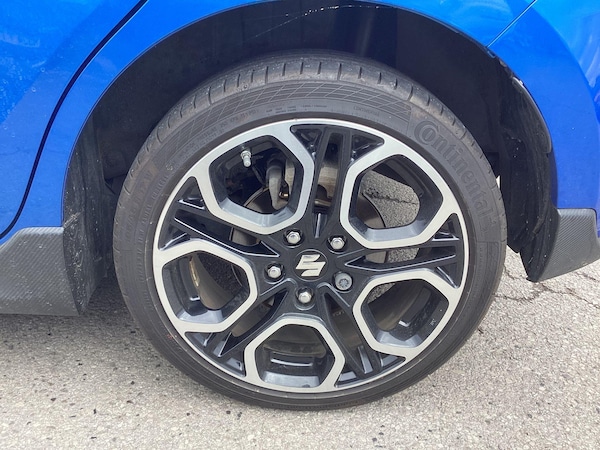 Used Suzuki Swift 2023 for sale - 76306618: Photo 9