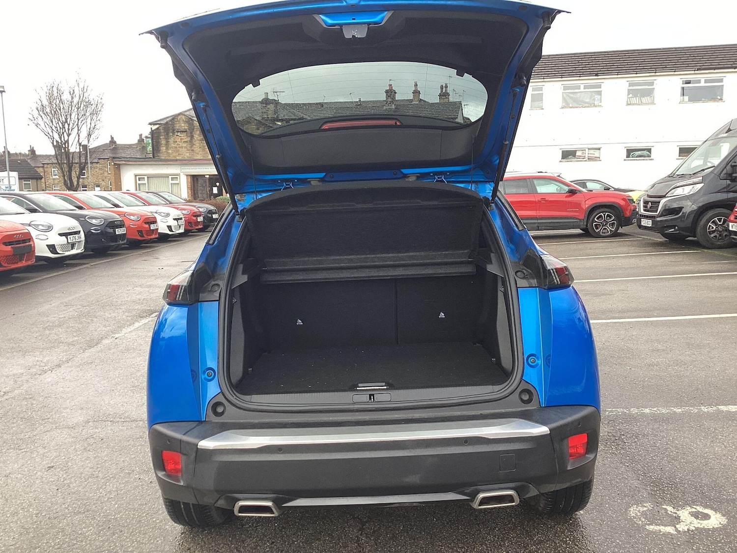 Used Peugeot 2008 2021 for sale - 76926989: Photo 11