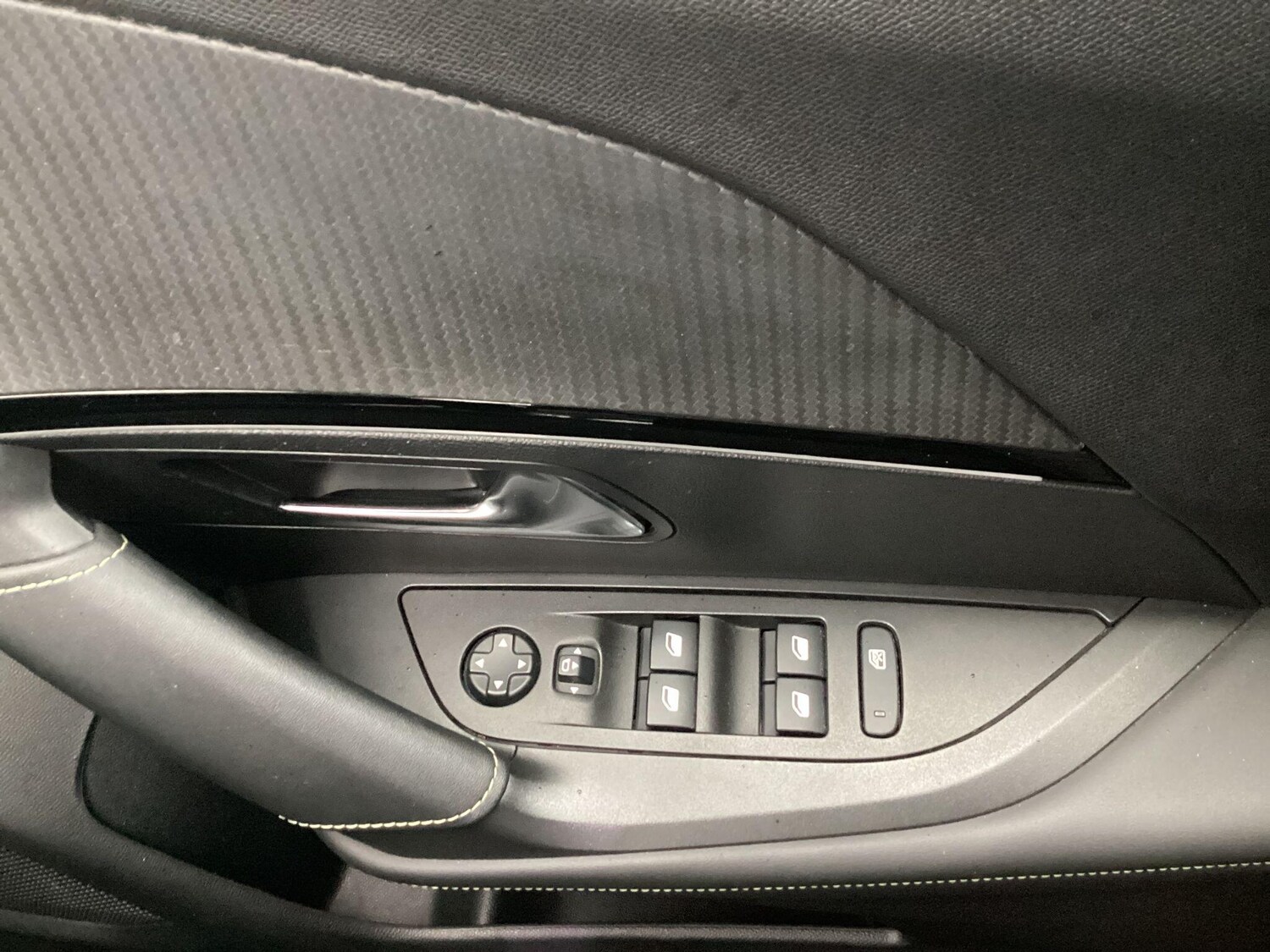 Used Peugeot 2008 2021 for sale - 76926989: Photo 14