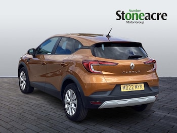 Used Renault Captur 2022 for sale - 75493740: Photo