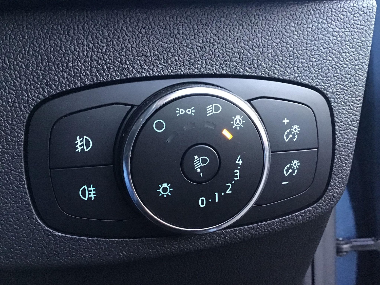 Used Ford Focus 2022 for sale - 77021045: Photo 16