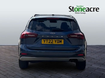 Used Ford Focus 2022 for sale - 77021045: Photo
