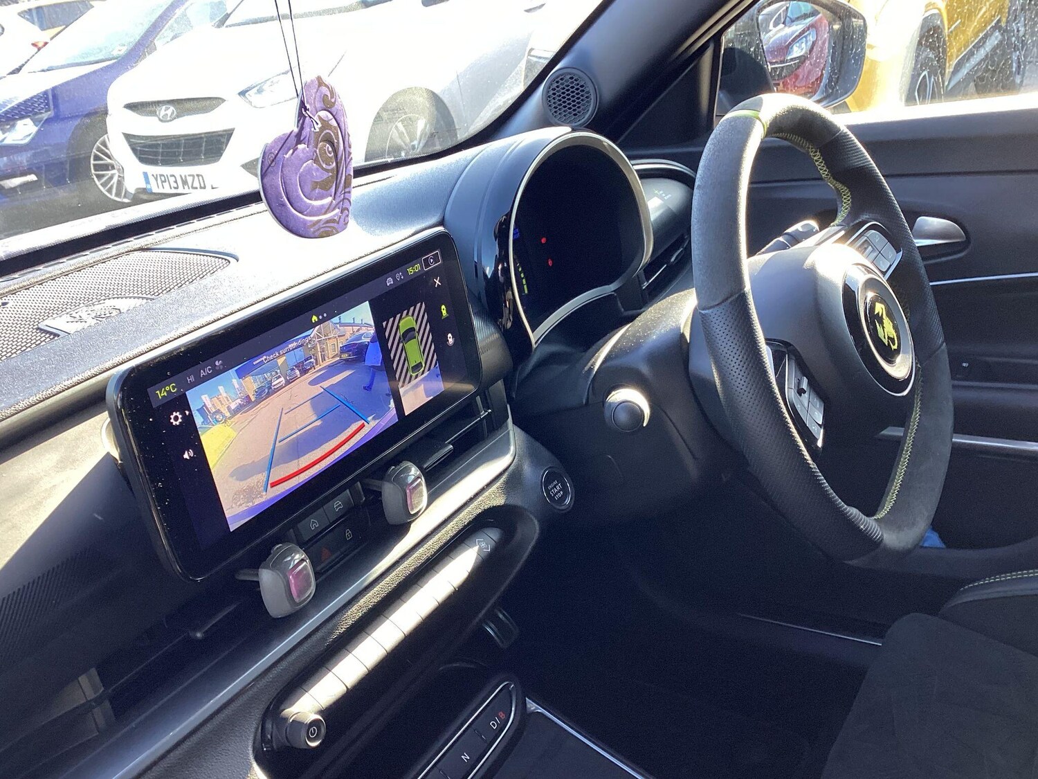 Used Abarth 600e 2025 for sale - 77799425: Photo 11