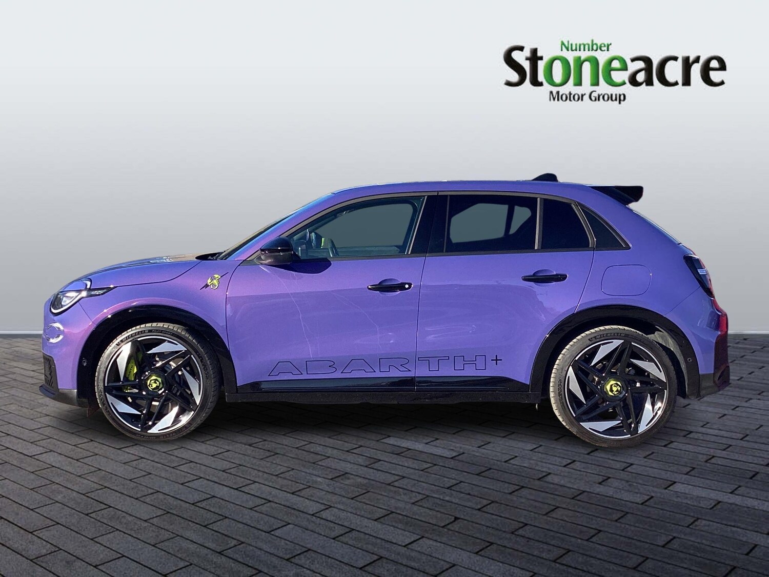 Used Abarth 600e 2025 for sale - 77799425: Photo 7