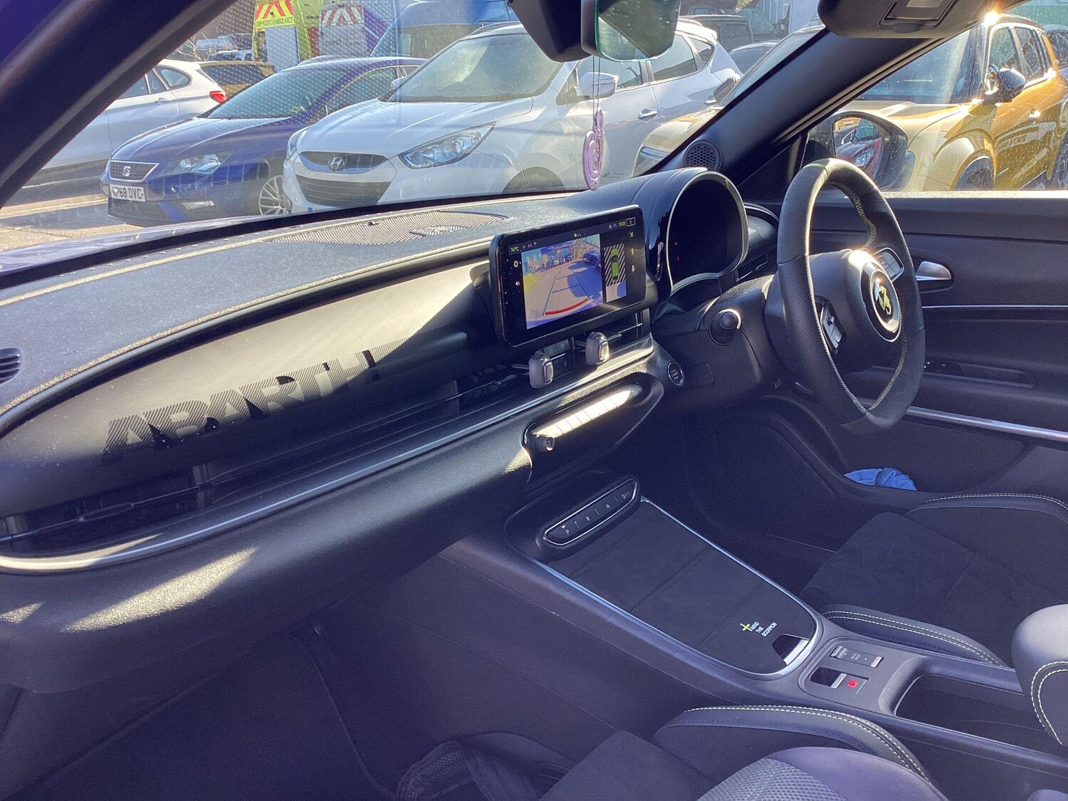 Used Abarth 600e 2025 for sale - 77799425: Photo 9