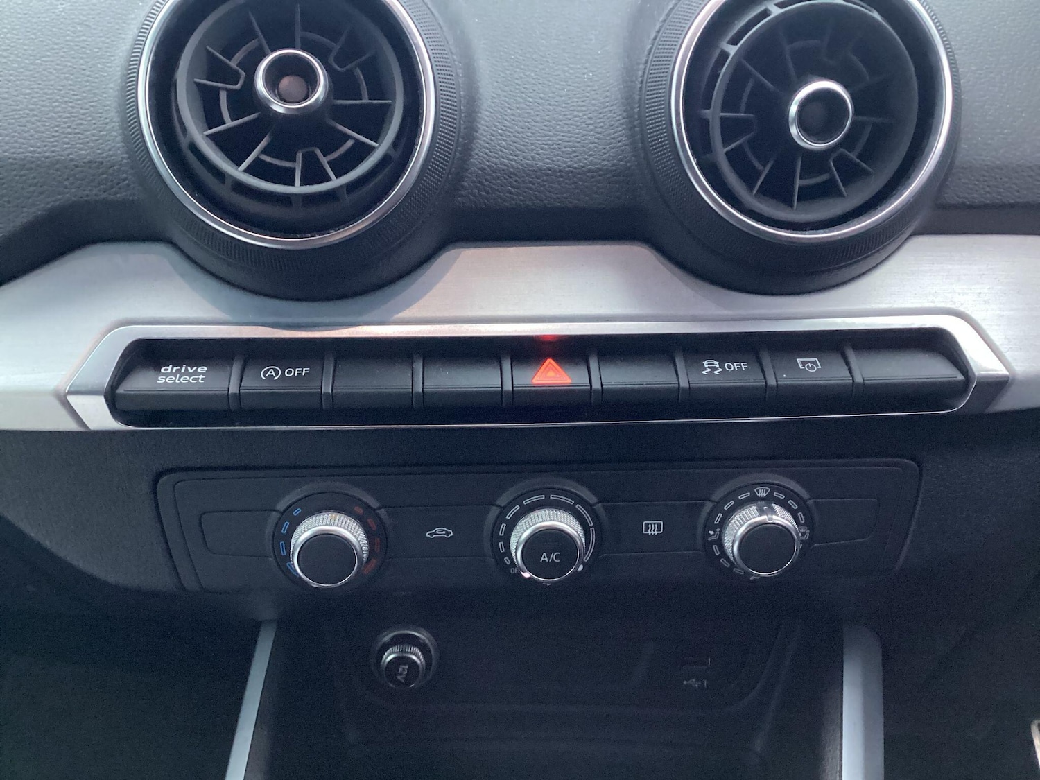 Used Audi Q2 2020 for sale - 77351498: Photo 9