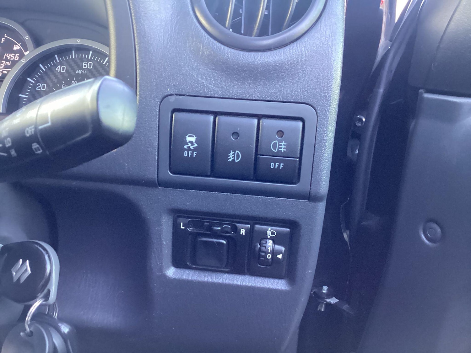 Used Suzuki Jimny 2017 for sale - 77166881: Photo 24