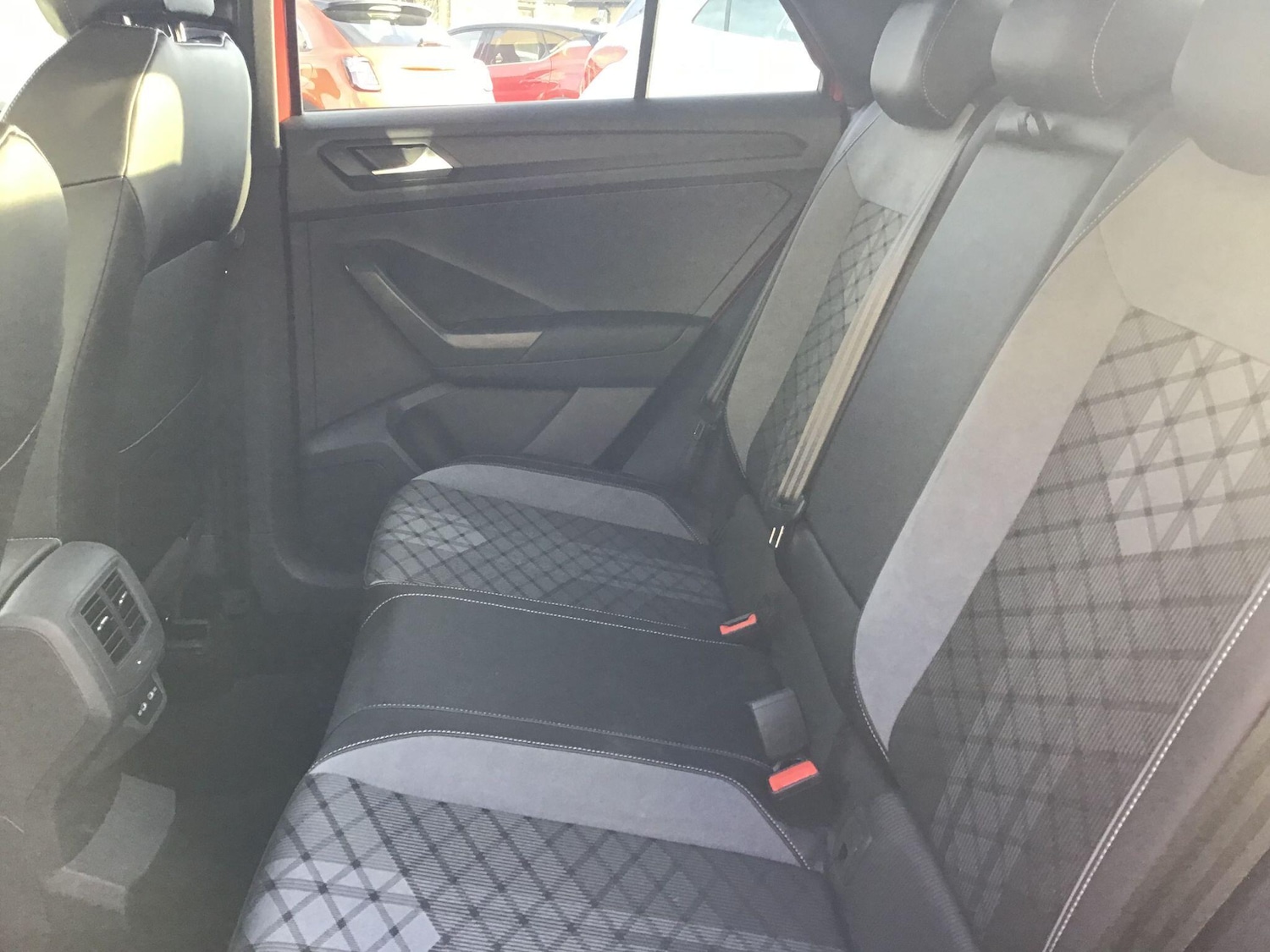 Used Volkswagen T-Roc 2022 for sale - 76942695: Photo 11