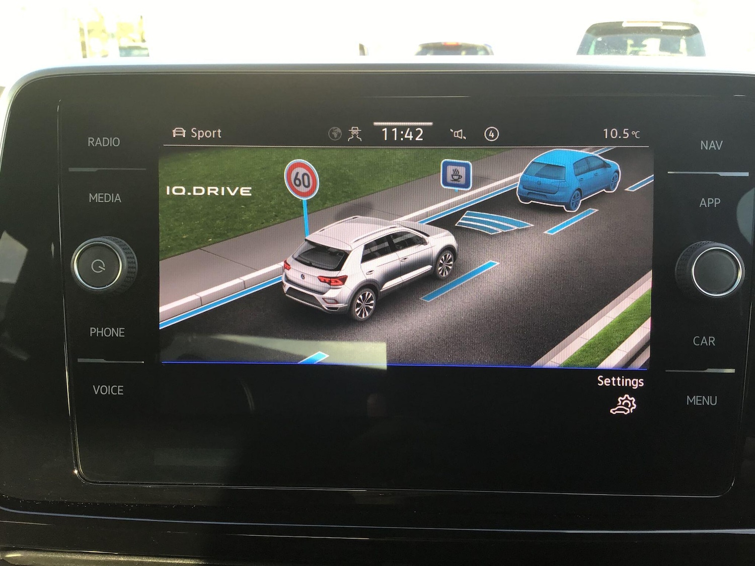 Used Volkswagen T-Roc 2022 for sale - 76942695: Photo 23