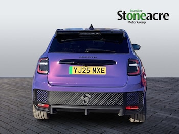 Used Abarth 600e 2025 for sale - 78539376: Photo