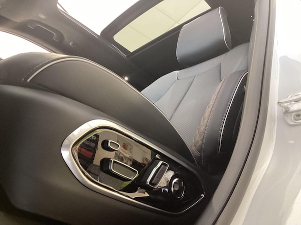 Used Jeep Grand Cherokee 2025 for sale - 75609487: Photo 22