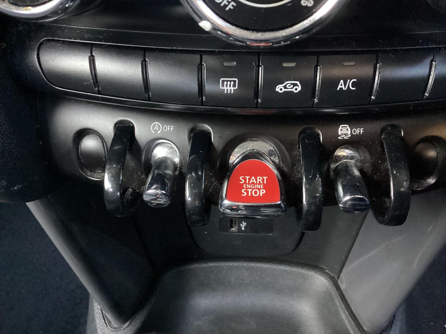 Used MINI Hatch 2018 for sale - 77242711: Photo 24