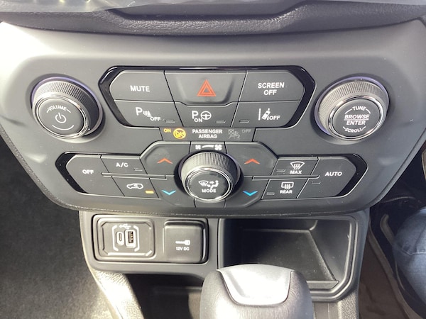 Used Jeep Renegade 2025 for sale - 75478785: Photo 22