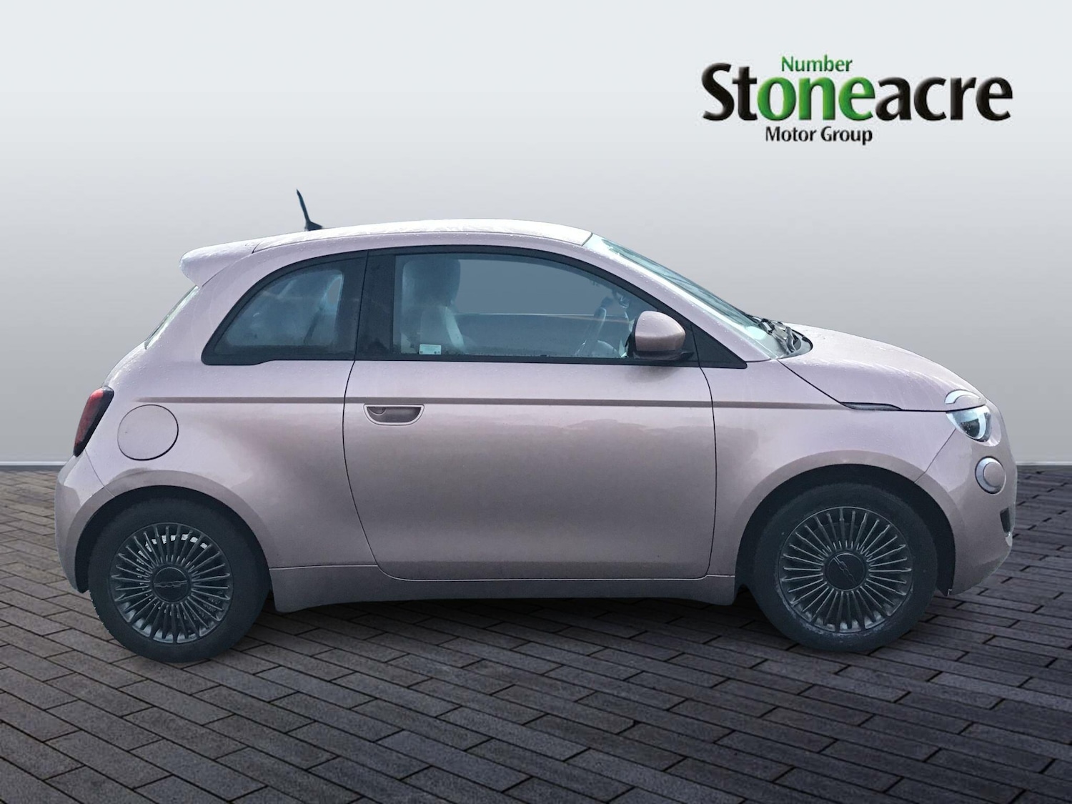 Used Fiat 500 2021 for sale - 76942599: Photo 2