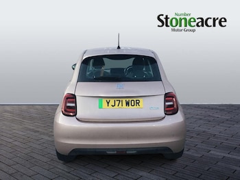 Used Fiat 500 2021 for sale - 76942599: Photo