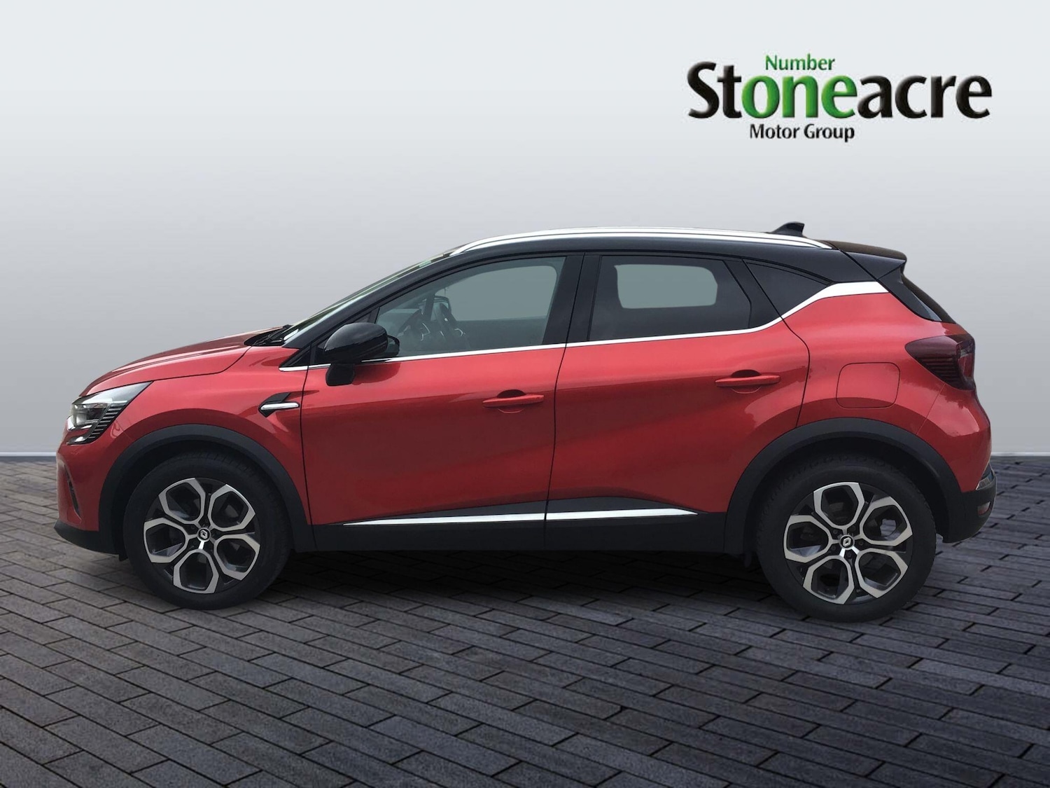 Used Renault Captur 2023 for sale - 76360952: Photo 8