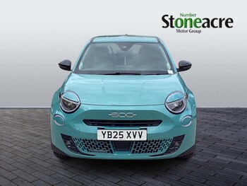 Used Fiat 600 2025 for sale - 77799359: Photo