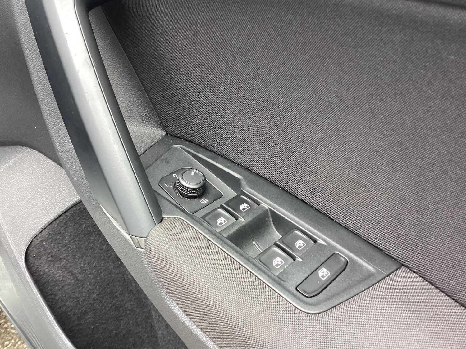 Used Volkswagen Tiguan 2021 for sale - 76521739: Photo 16