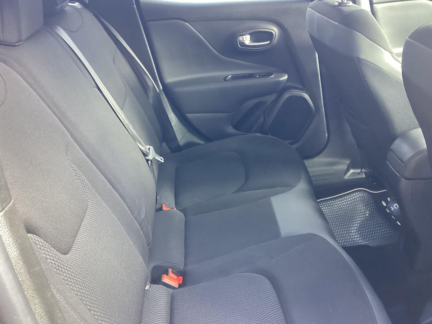 Used Jeep Renegade 2020 for sale - 77882348: Photo 13