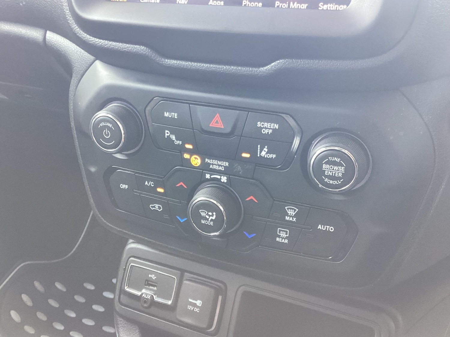 Used Jeep Renegade 2020 for sale - 77882348: Photo 17