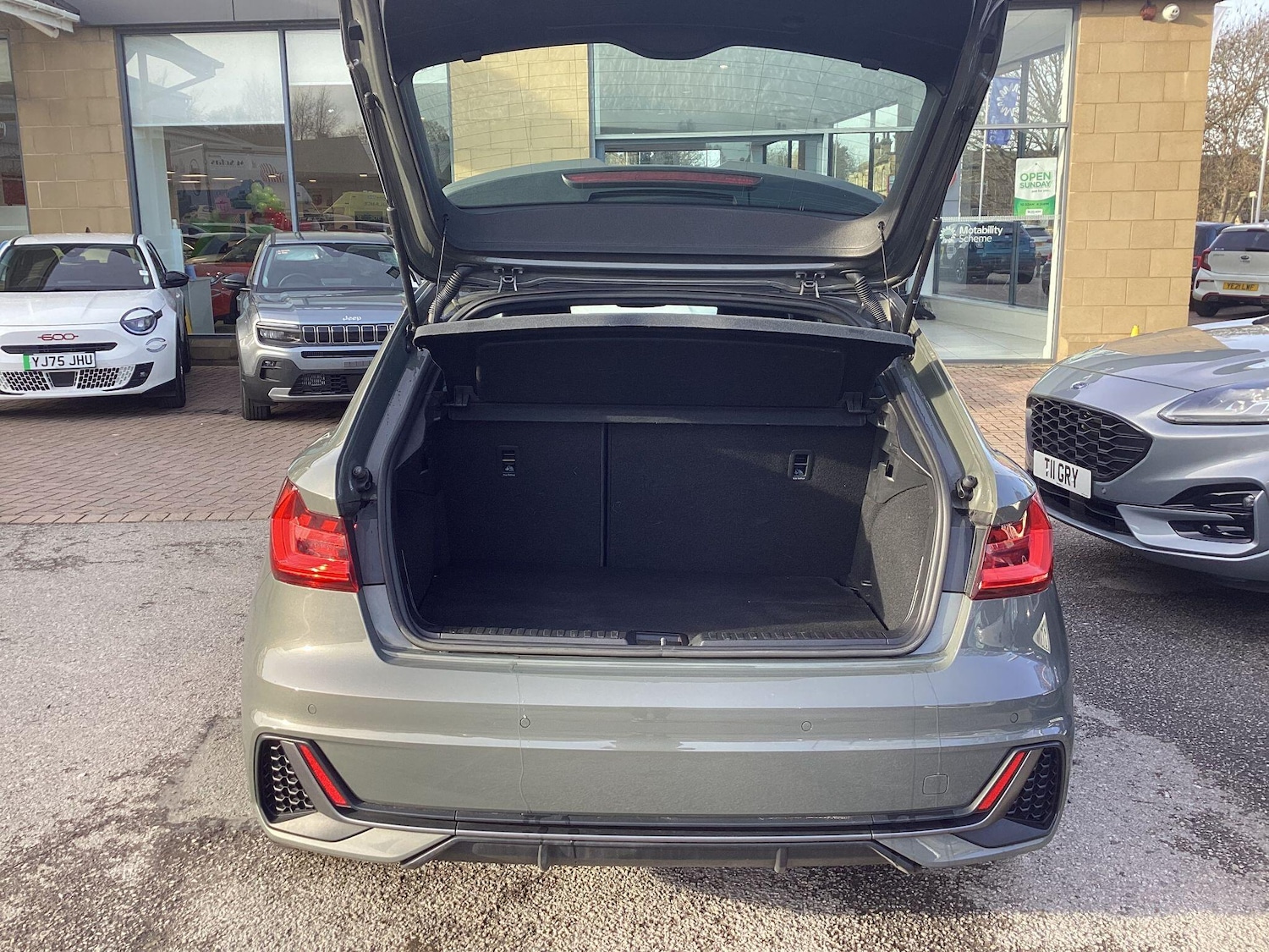 Used Audi A1 for sale - 77574532: Photo 9