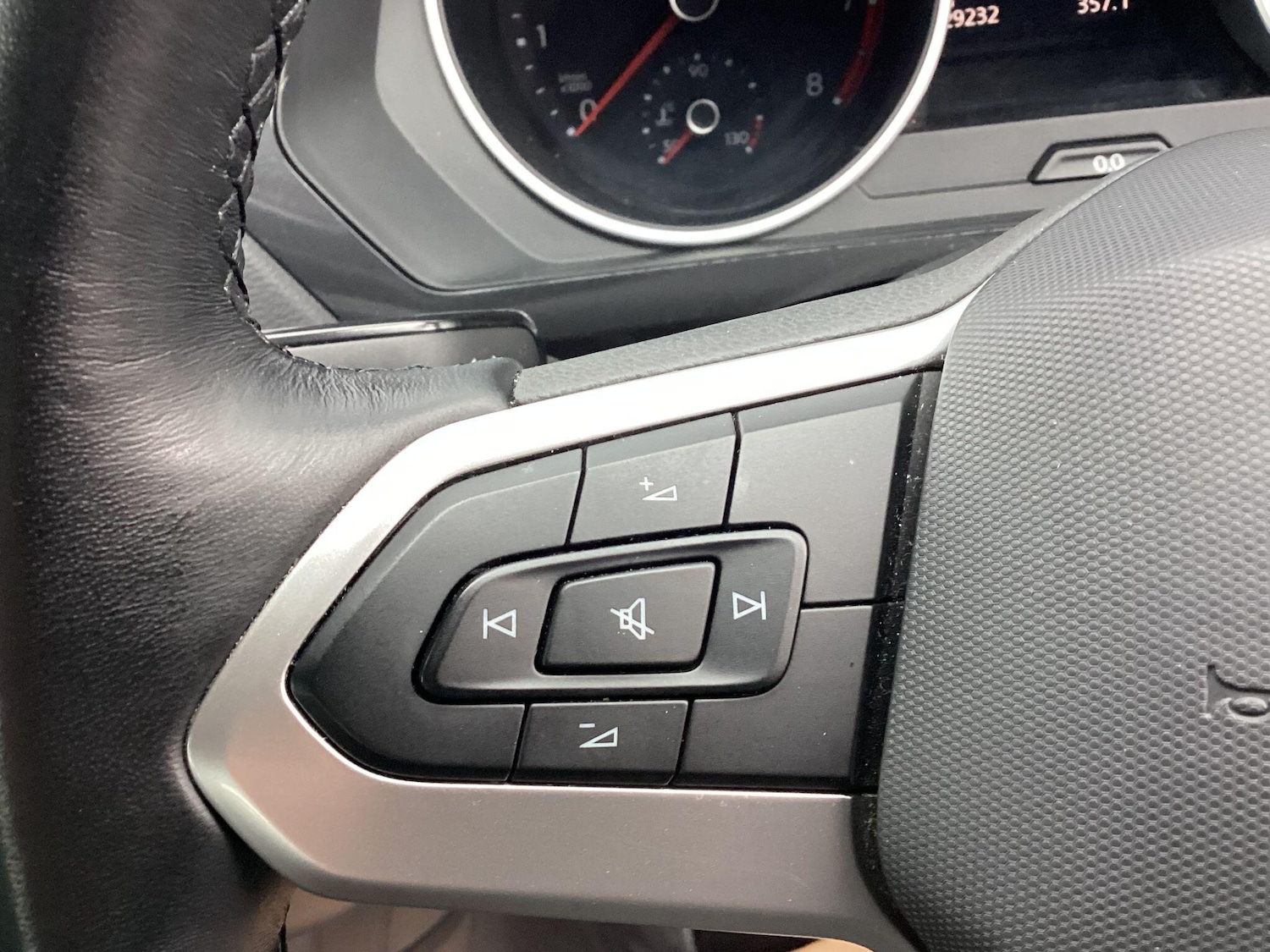 Used Volkswagen Tiguan 2021 for sale - 76886617: Photo 21