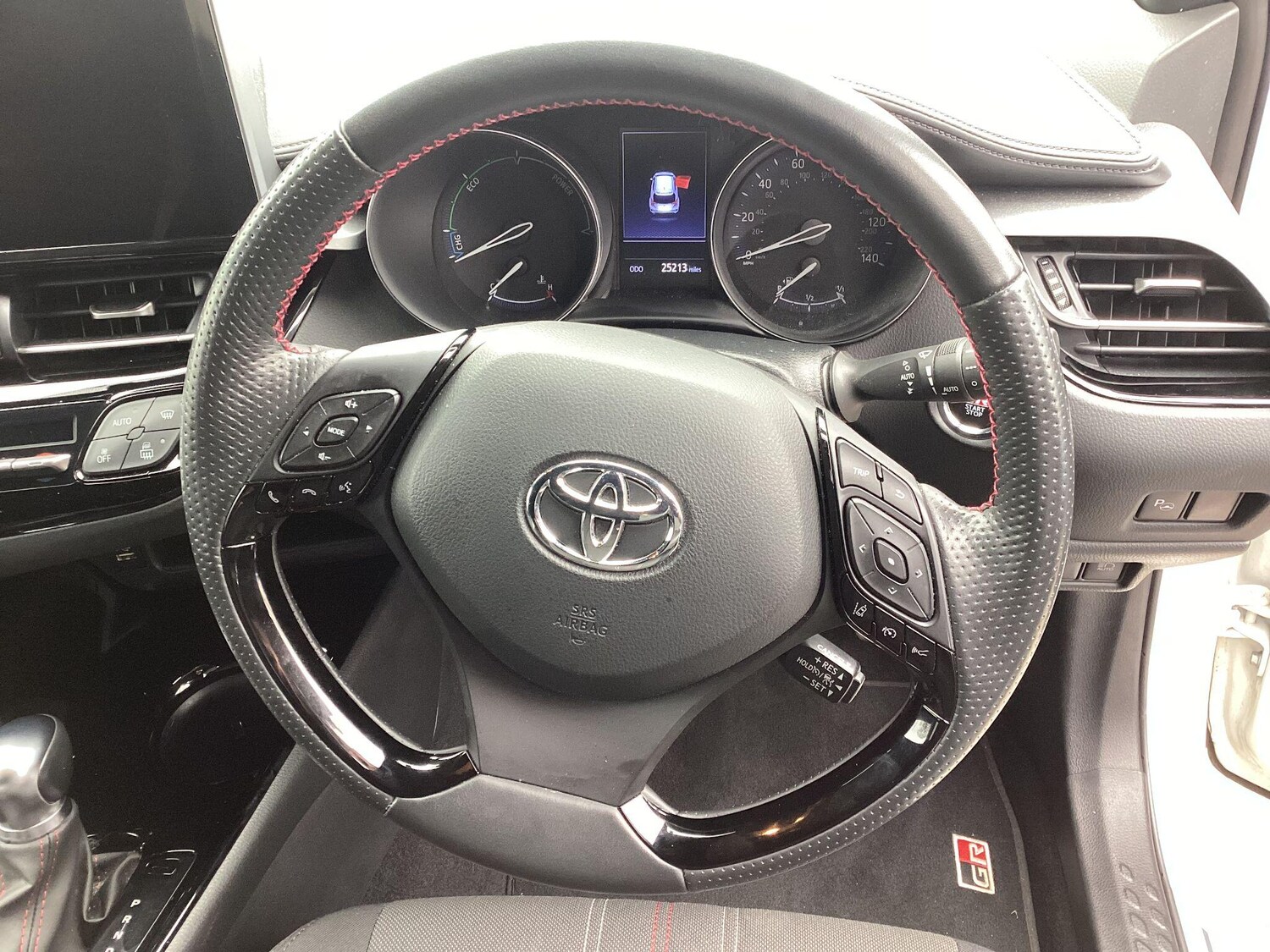 Used Toyota C-HR 2023 for sale - 78157300: Photo 17