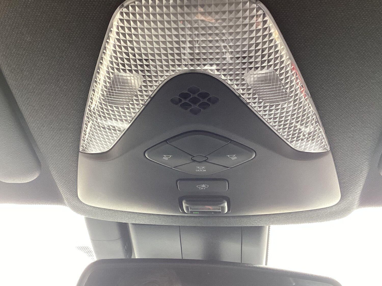 Used Toyota C-HR 2023 for sale - 78157300: Photo 27