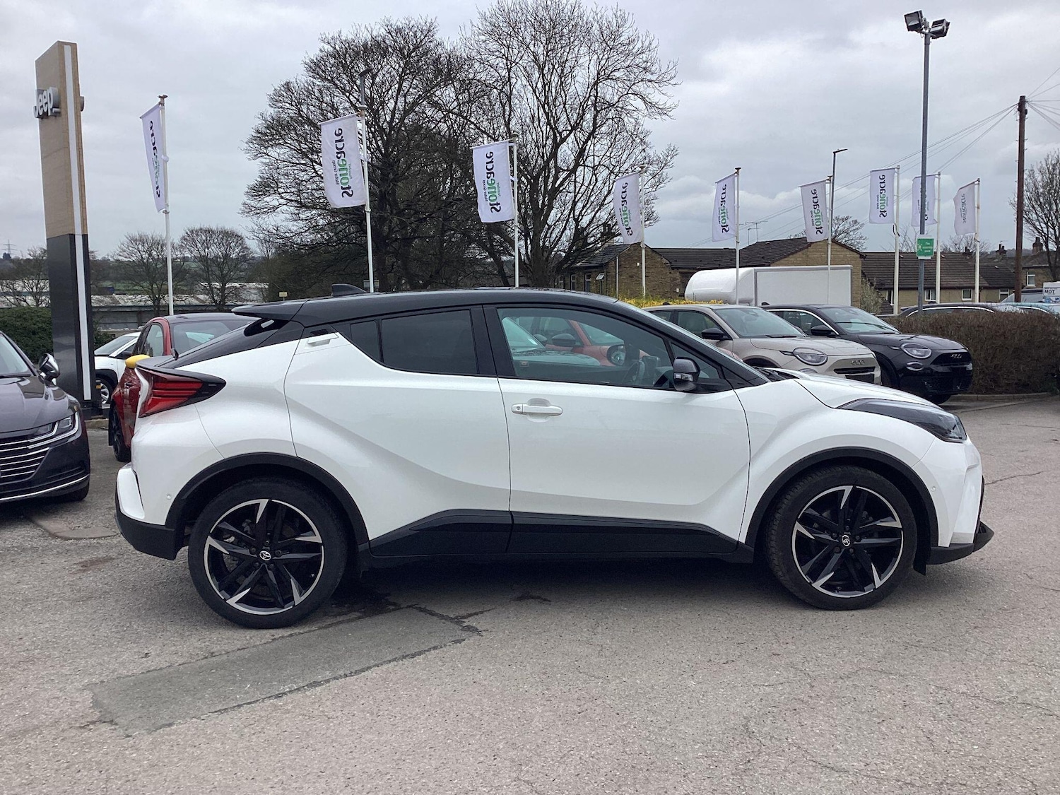 Used Toyota C-HR 2023 for sale - 78157300: Photo 7