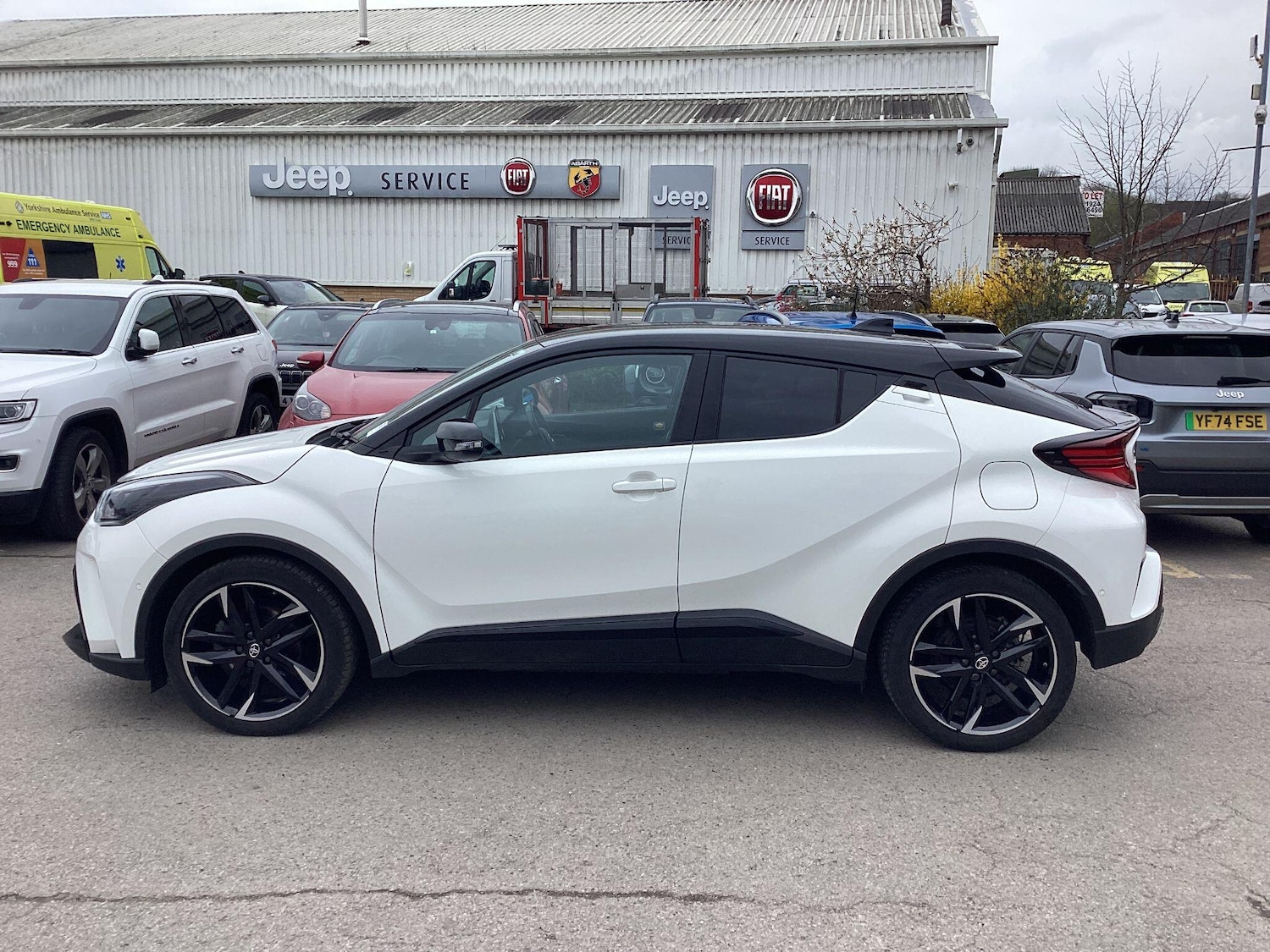 Used Toyota C-HR 2023 for sale - 78157300: Photo 8