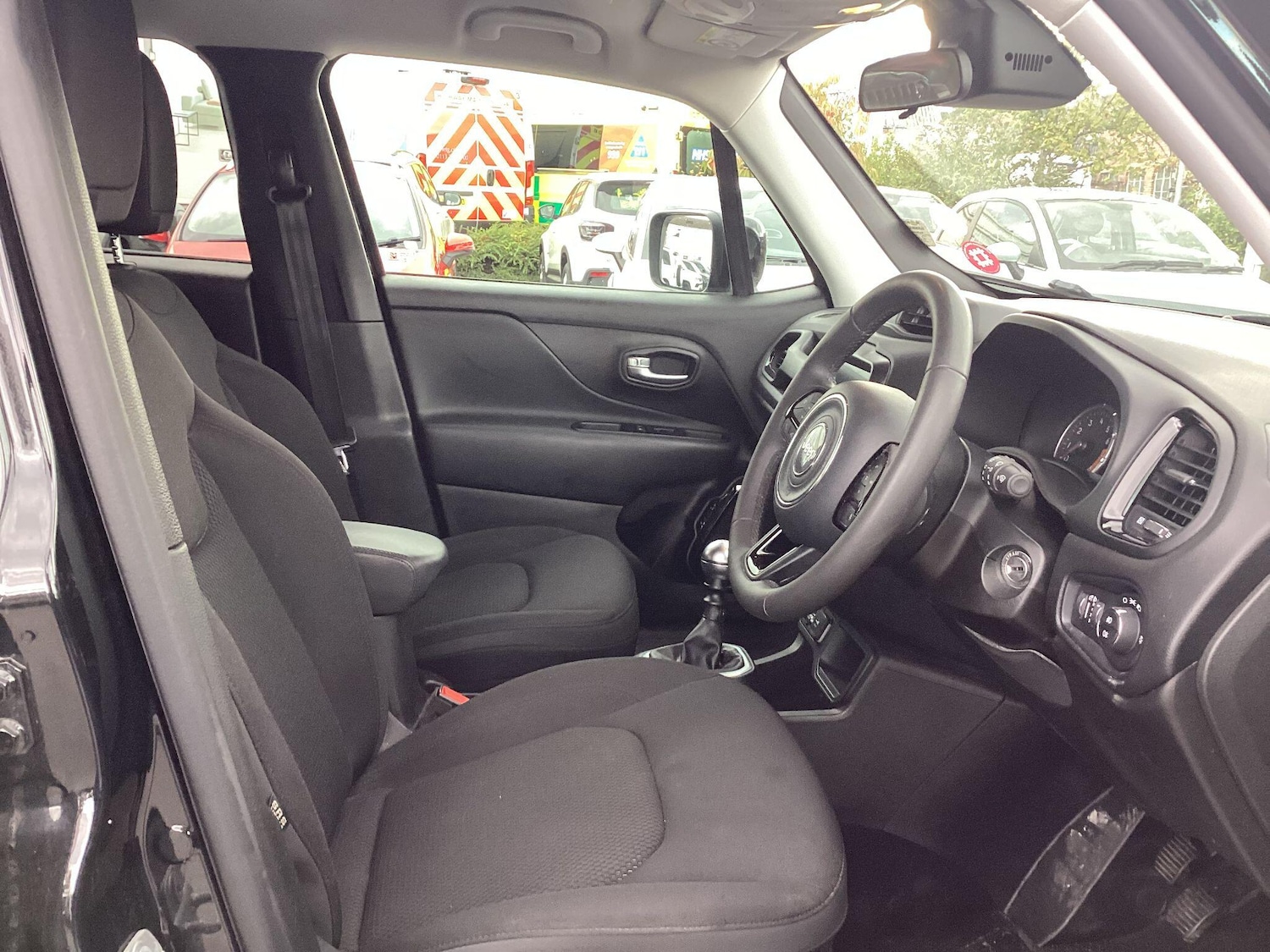 Used Jeep Renegade 2021 for sale - 76122814: Photo 15