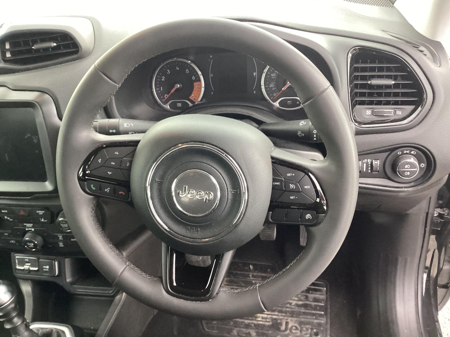 Used Jeep Renegade 2021 for sale - 76122814: Photo 18