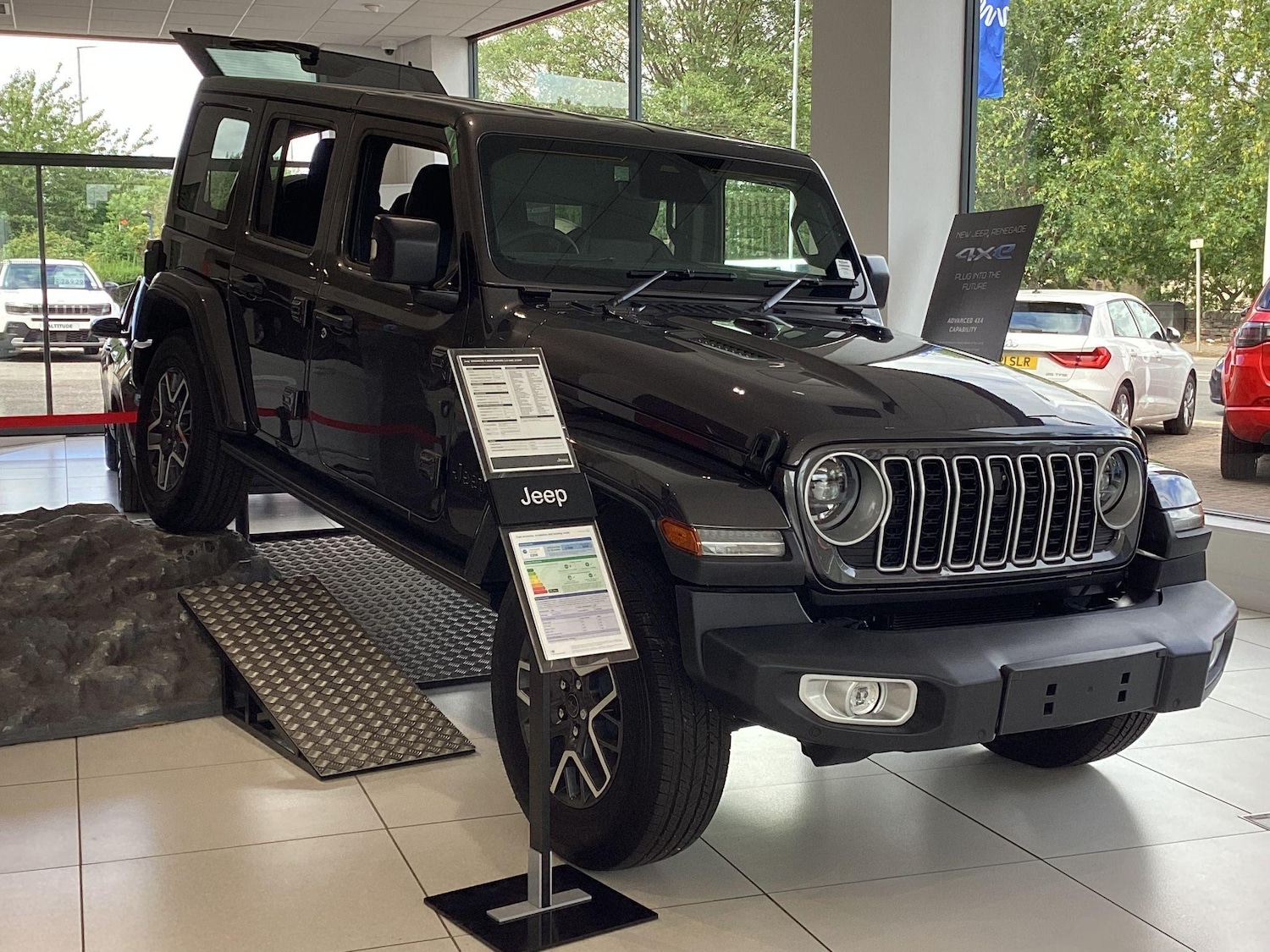 Used Jeep Wrangler 2025 for sale - 76136538: Photo 1
