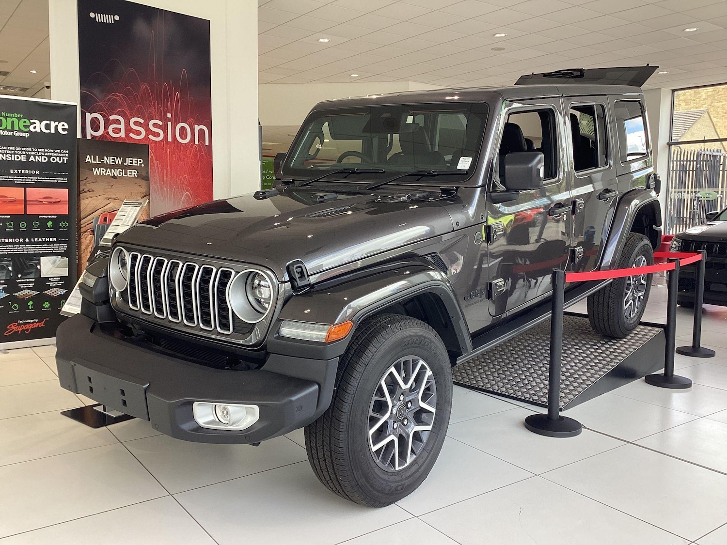 Used Jeep Wrangler 2025 for sale - 76136538: Photo 3