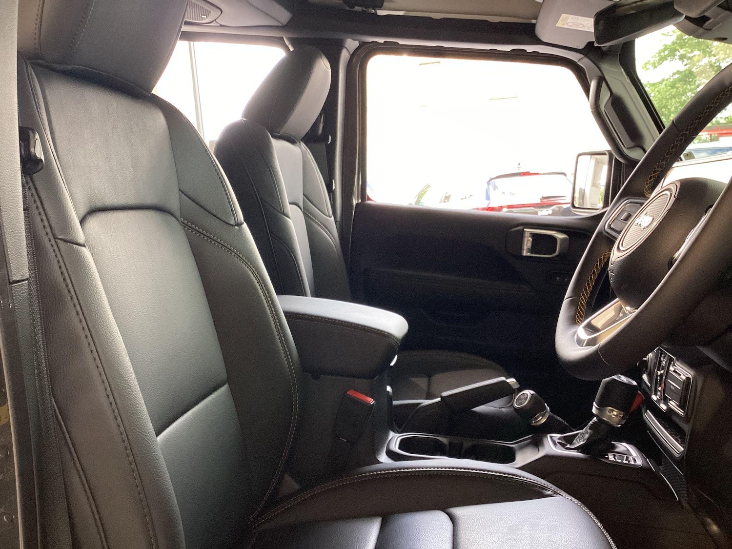 Used Jeep Wrangler 2025 for sale - 76136538: Photo 9