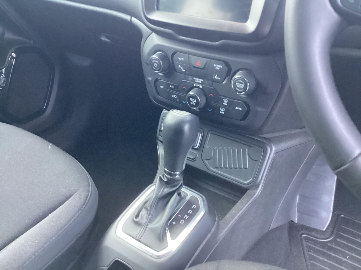 Used Jeep Renegade 2022 for sale - 77425498: Photo 18