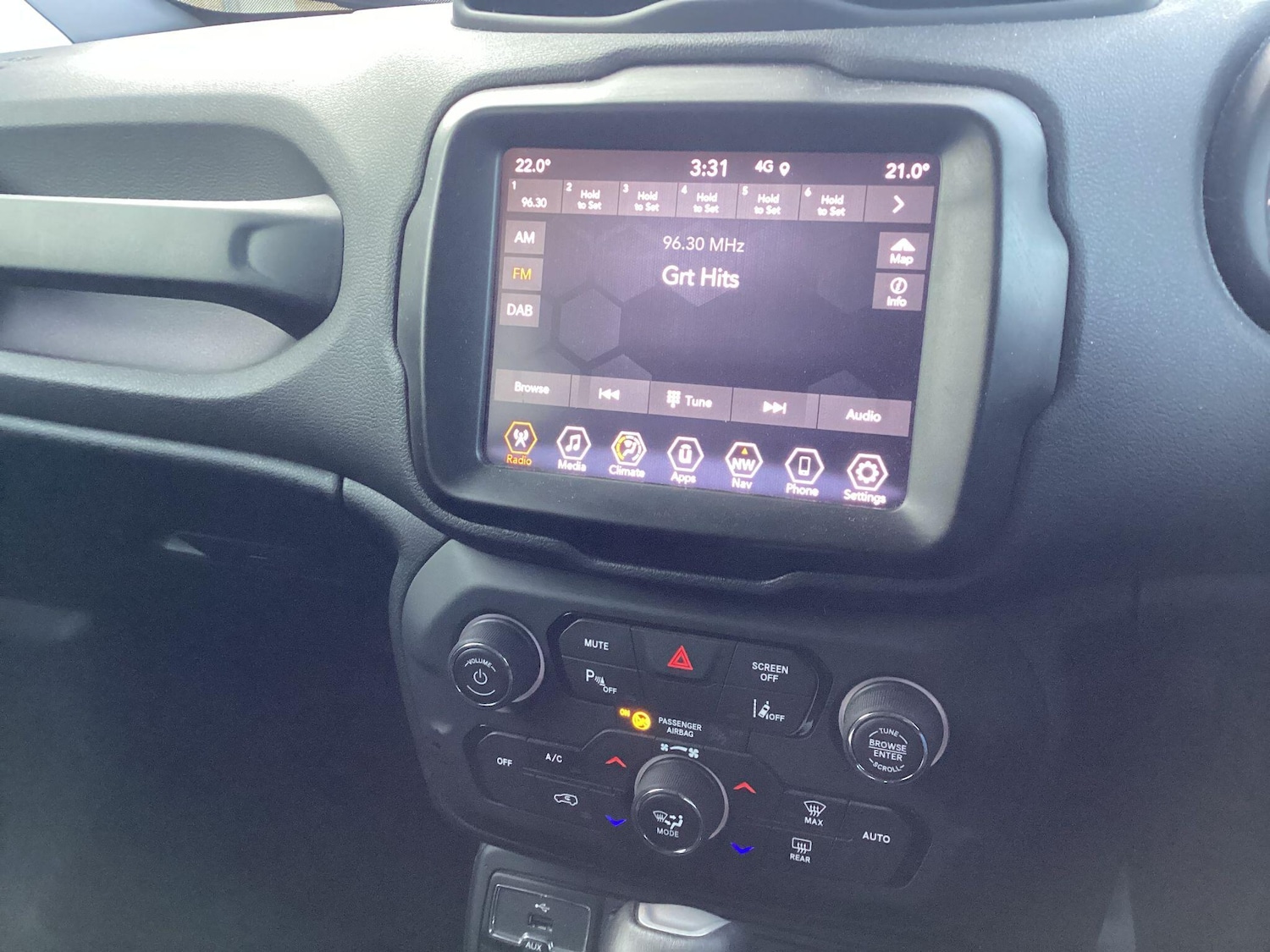 Used Jeep Renegade 2022 for sale - 77425498: Photo 22