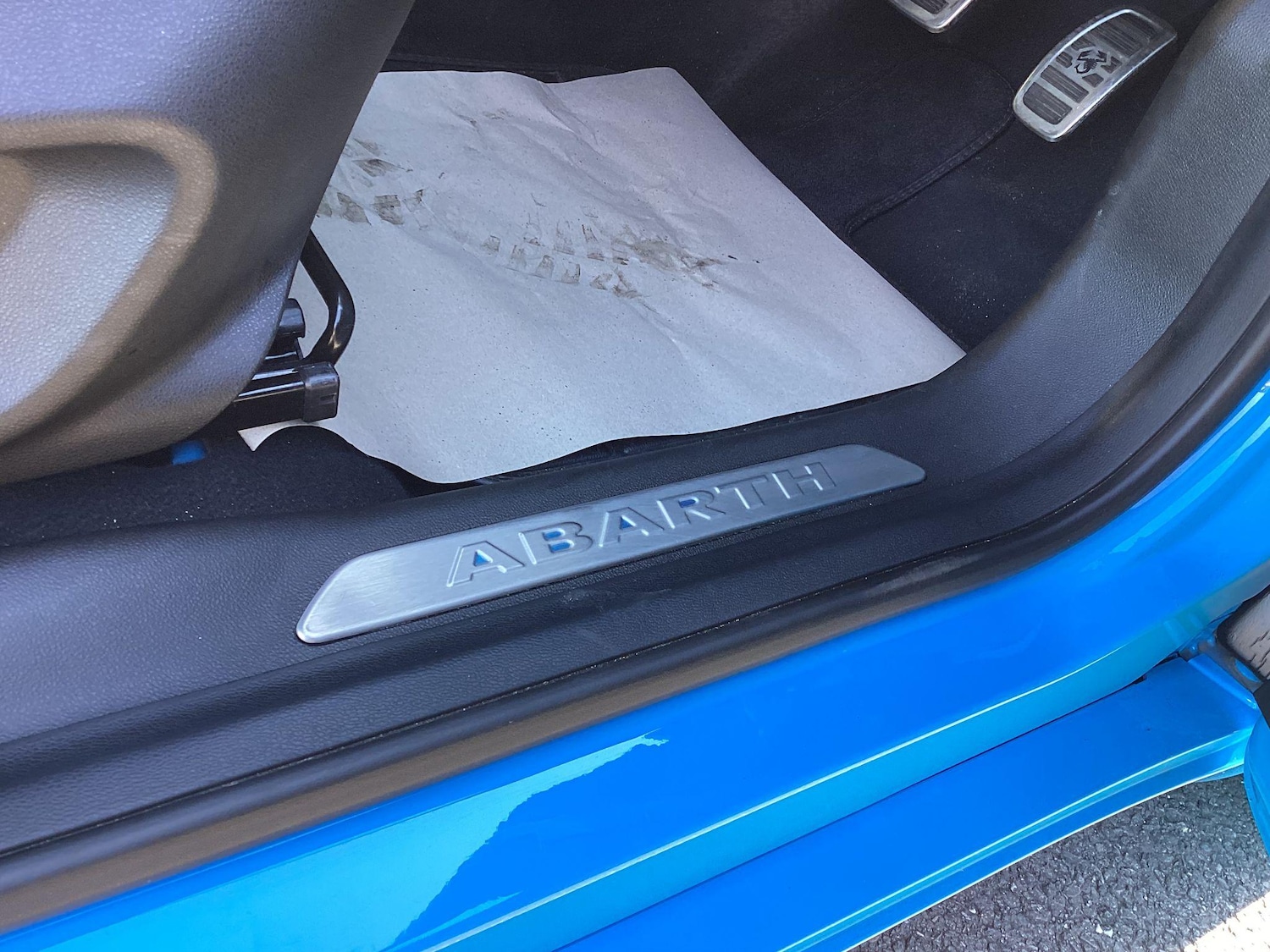 Used Abarth 500 2024 for sale - 76361439: Photo 24