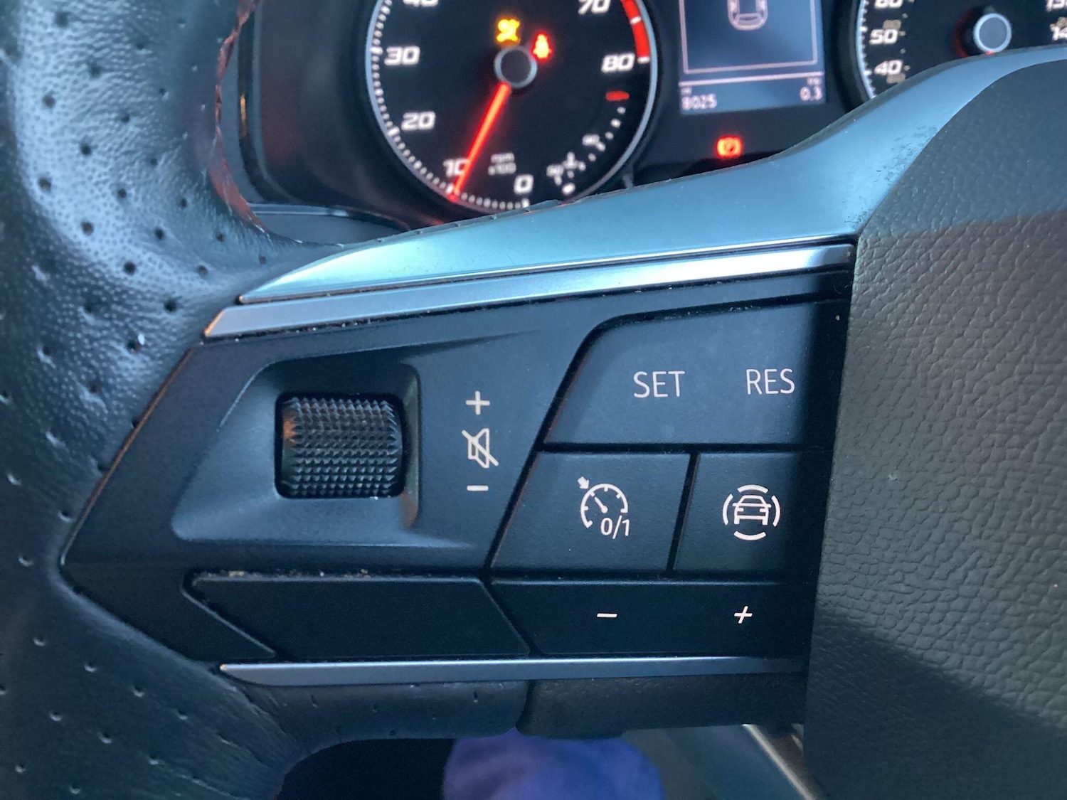 Used SEAT Arona 2023 for sale - 76952737: Photo 24